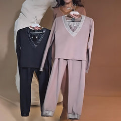 Damski swobodny komplet z topem i spodniami z dekoltem w serek