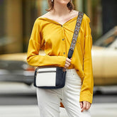 Damska torba na ramię ze wzorem i szerokimi paskami