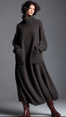 Damska sukienka dzianinowa w jednolitym kolorze z wysokim dekoltem i długim rękawem, luźna i swobodna