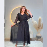 Sukienka damska z dekoltem w serek w jednolitym kolorze