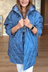 Damski płaszcz na co dzień z kapturem w kratę w jednolitym kolorze