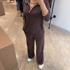 Damski, swobodny komplet: top z dekoltem w serek i spodnie z szerokimi nogawkami