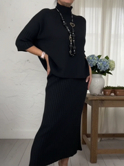 Elegancki dzianinowy sweter z golfem i spódnicą, dwuczęściowy komplet