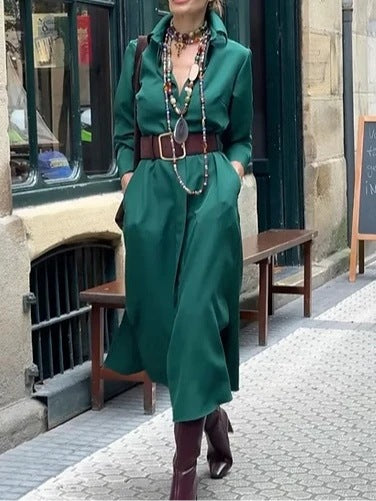 Elegancka sukienka koszulowa damska z rozcięciem u dołu