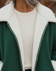 Damski zimowy płaszcz z wełnianego sztruksu