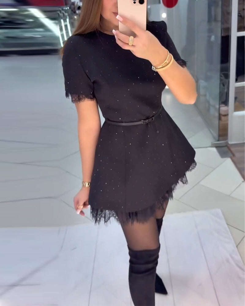 Elegancka, błyszcząca koronkowa sukienka damska