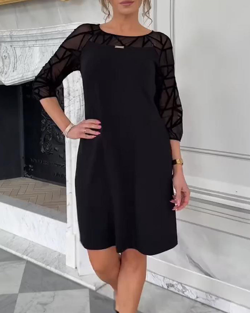 Elegancka sukienka z okrągłym dekoltem