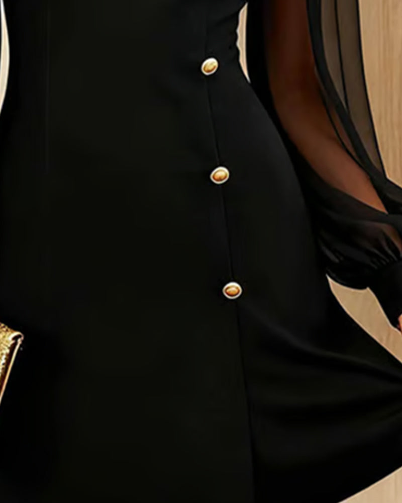 Elegancka, dopasowana sukienka damska z metalową klamrą