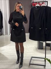 Elegancka sukienka damska z koronkowymi rękawami