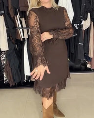 Elegancka sukienka damska z koronką patchworkową