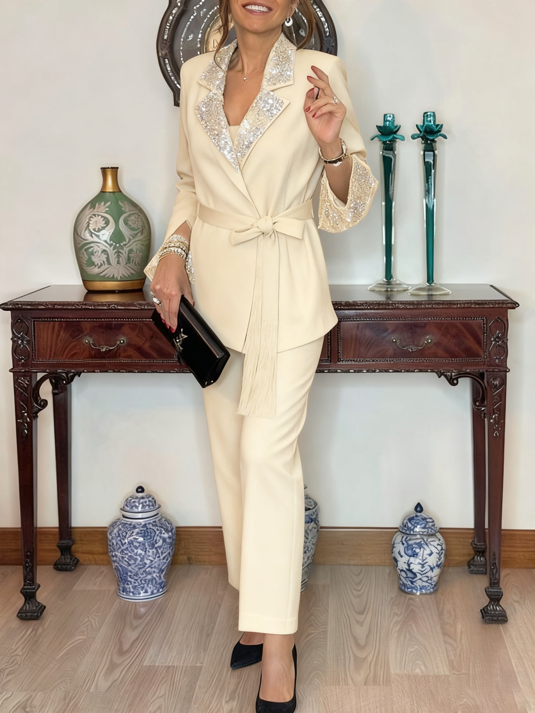 Elegancki dwuczęściowy komplet marynarki i spodni obszytych cekinami