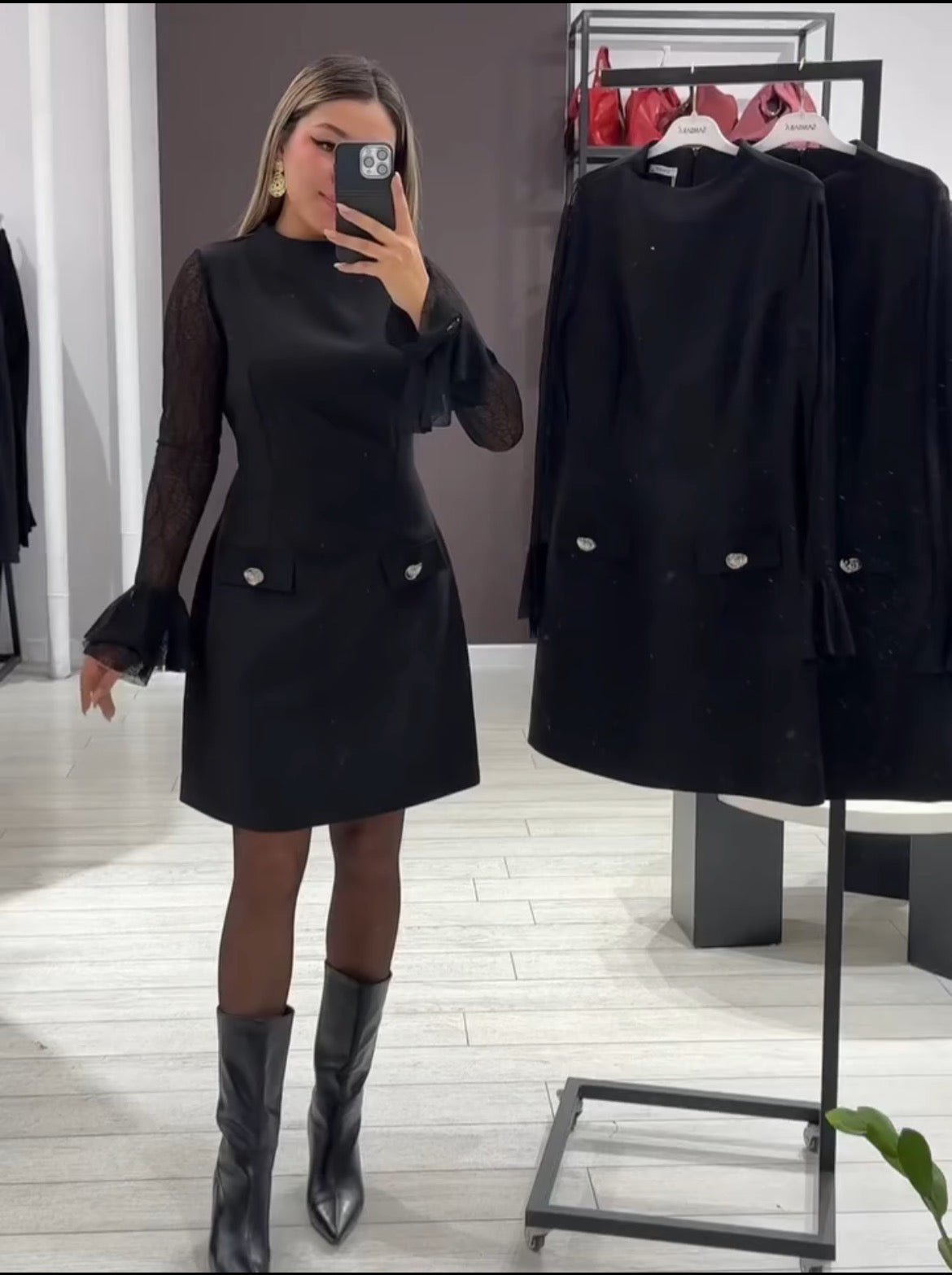 Elegancka sukienka damska z koronkowymi rękawami