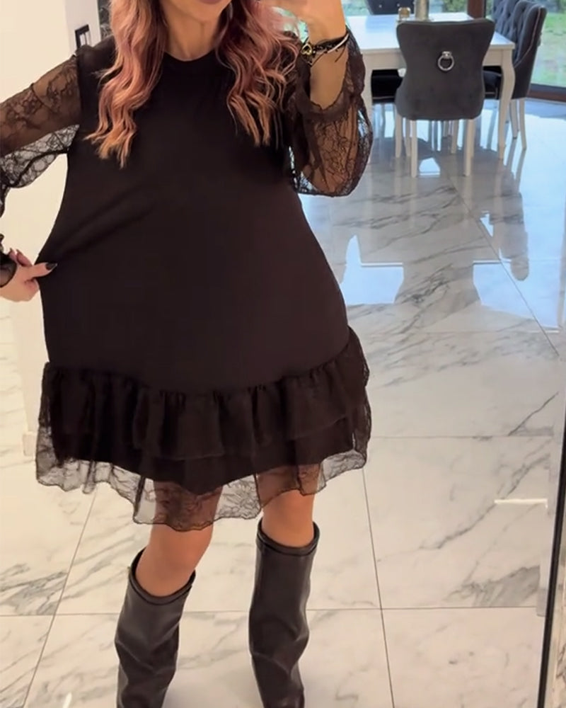 Elegancka koronkowa sukienka w jednolitym kolorze