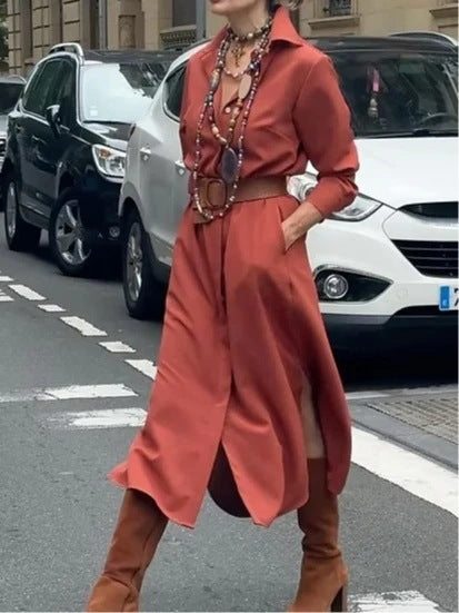 Elegancka sukienka koszulowa damska z rozcięciem u dołu