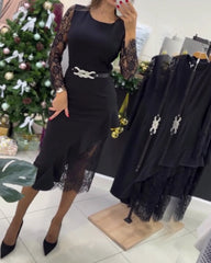 Damska sukienka z patchworkowej koronki