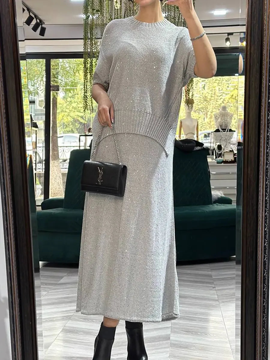 Damski dwuczęściowy zestaw z błyszczącym, dzianinowym topem i spódnicą