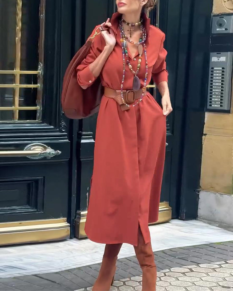 Elegancka sukienka koszulowa damska z rozcięciem u dołu